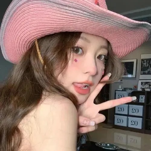 睡美人魔咒 海报